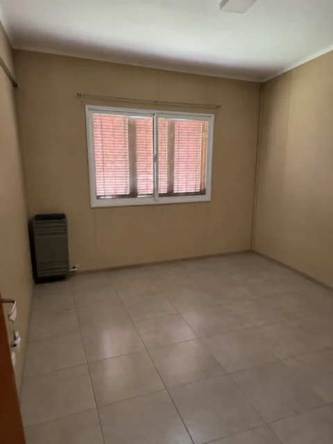 Departamentos, pisos y semipisos en Venta — polonia y fortunato de la plaza