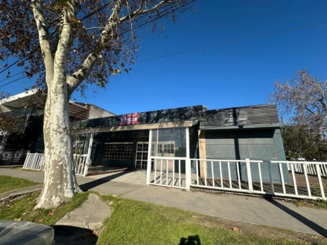 Locales en Venta — Constitucion 5892
