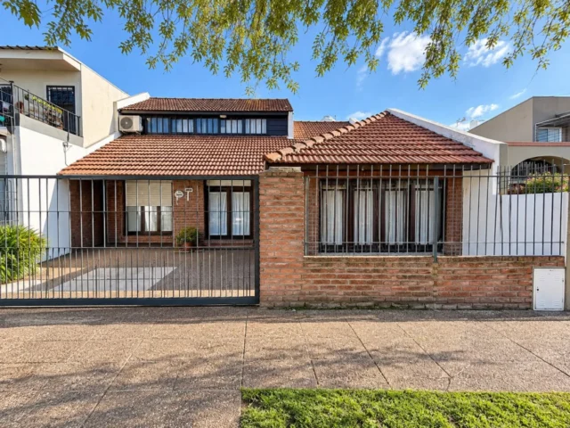 Casas, chalets en Venta — Cataluña 6822