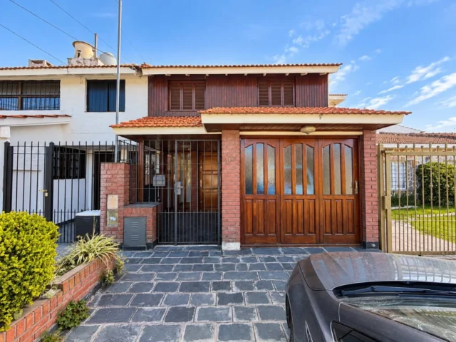 Dúplex en Venta — Roldan 1413