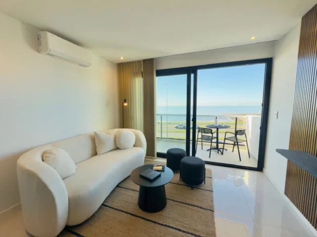 Departamentos, pisos y semipisos en Venta — Av. Félix U. Camet 2500