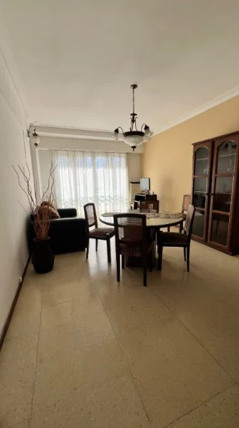 Departamentos, pisos y semipisos en Venta — Arenales 2100