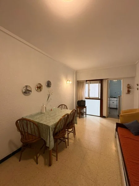 Departamentos, pisos y semipisos en Alquiler — Bv. Maritimo 2400