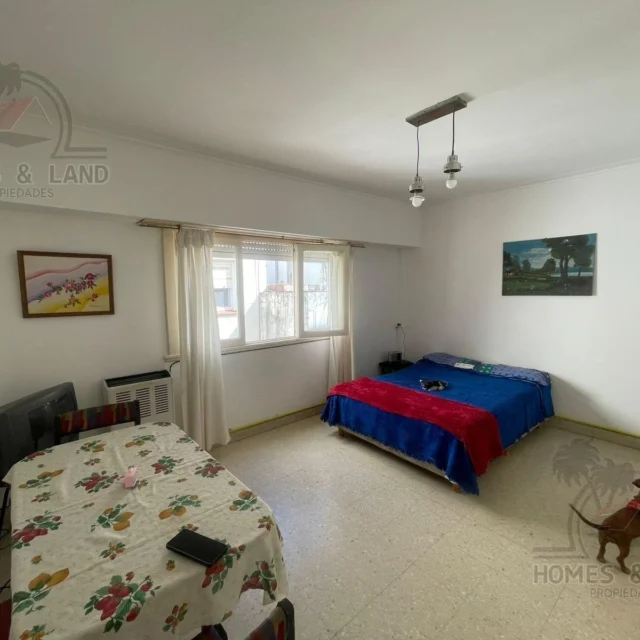 Departamentos, pisos y semipisos en Venta — Corrientes 2500