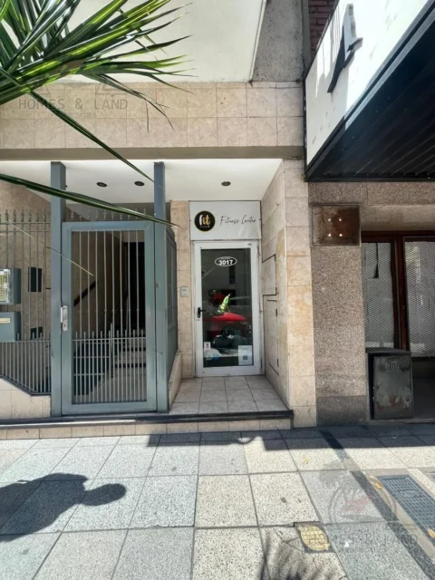 Locales en Venta — San Martin 3017