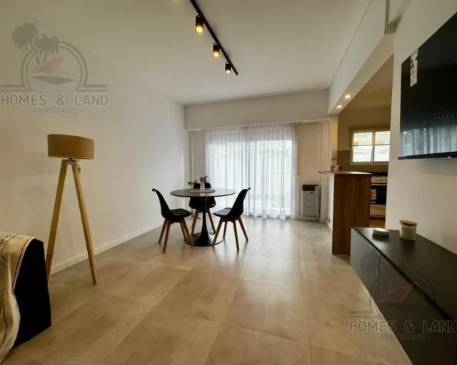 Departamentos, pisos y semipisos en Venta — Santiago del Estero 2200