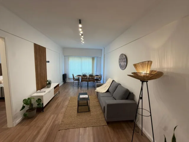 Departamentos, pisos y semipisos en Venta — Av Colon 1614 2 A