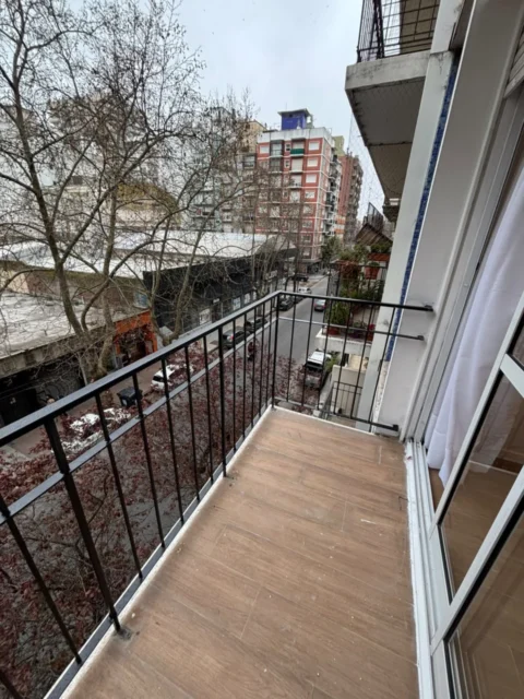 Departamentos, pisos y semipisos en Venta — Buenos Aires 2347 3 B