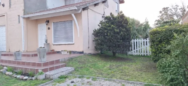 Casas, chalets en Venta — Vucetich 3061