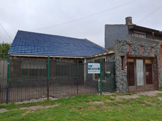Casas, chalets en Venta — Rosales