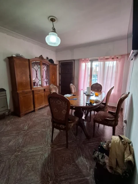 Casas, chalets en Venta — Irala 6600