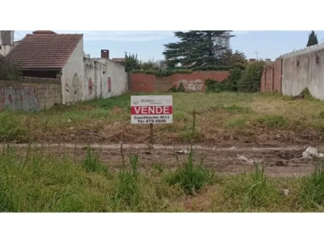 Lotes y terrenos en Venta — Av. Della Paolera 1200
