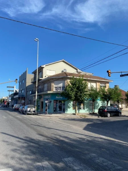 Departamentos, pisos y semipisos en Venta — Av Luro 7896