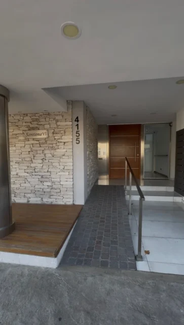 Departamentos, pisos y semipisos en Alquiler — Alte. Brown 4155