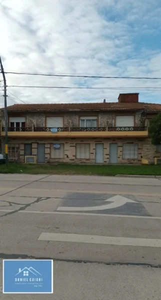Dúplex en Alquiler — Mario Bravo 400