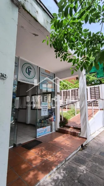 Locales en Alquiler — Güemes 2300