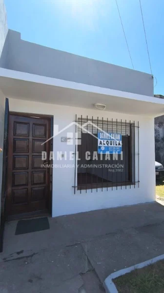 Casas, chalets en Alquiler — Trinidad Tobago 1217