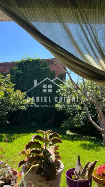 Casas, chalets en Alquiler — Piedra Buena al 2700