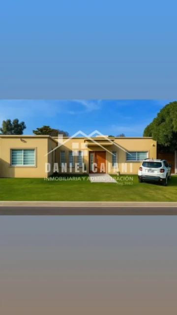 Casas, chalets en Venta — THAMES 4300