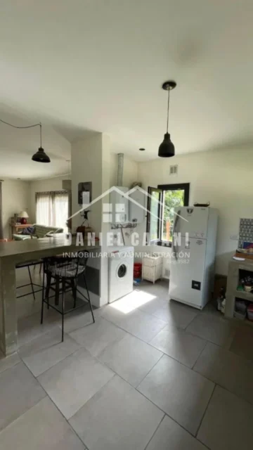 Casas, chalets en Alquiler — Tupac Amaru