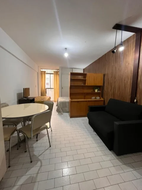 Departamentos, pisos y semipisos en Venta — Alsina 2200
