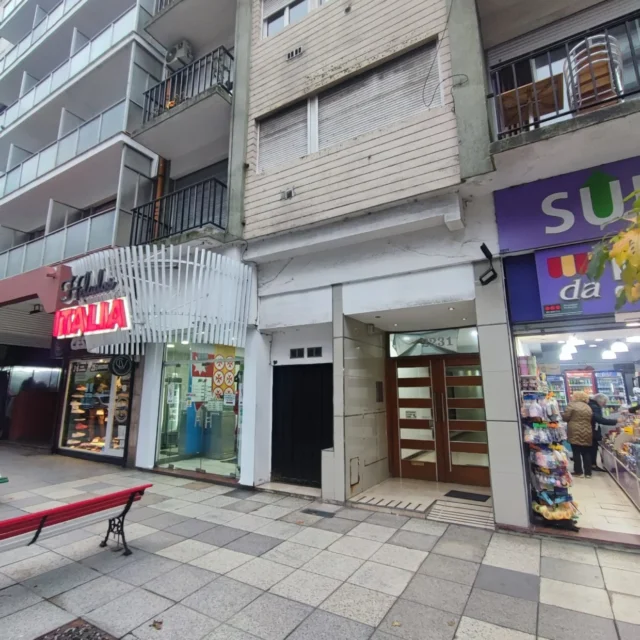 Depósitos en Venta — Colón 2200