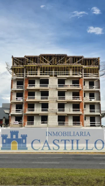 Departamentos, pisos y semipisos en Venta — Av. Felix U. Camet 3500