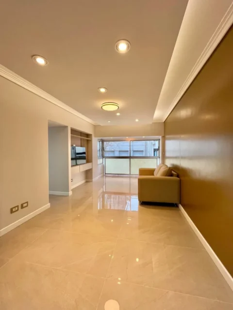 Departamentos, pisos y semipisos en Venta — Moreno 2568