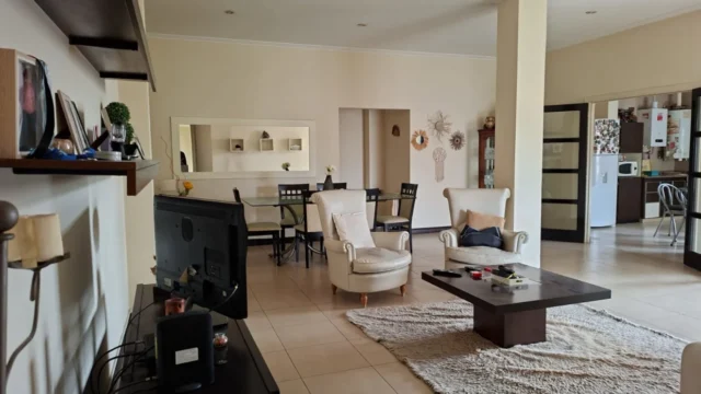 Departamentos, pisos y semipisos en Venta — 3 de Febrero 3400