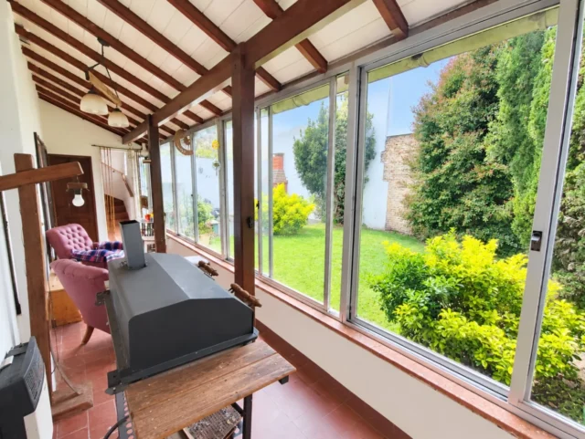Casas, chalets en Venta — Chacabuco 4079