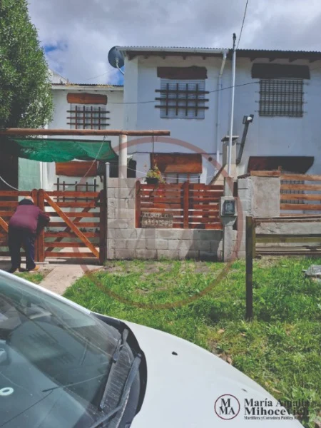 Casas, chalets en Venta — Valparaiso 900