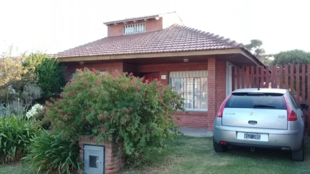 Casas, chalets en Alquiler Temporario — Valparaiso 784