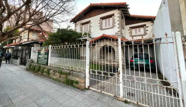 Lotes y terrenos en Venta — Sarmiento 3000