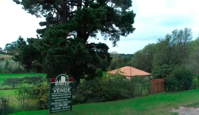 Casas, chalets en Venta — Victor 300