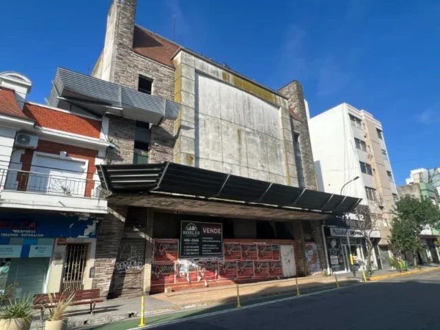 Locales en Venta — 12 de Octubre 3200