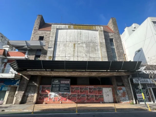 Lotes y terrenos en Venta — 12 de Octubre 3200