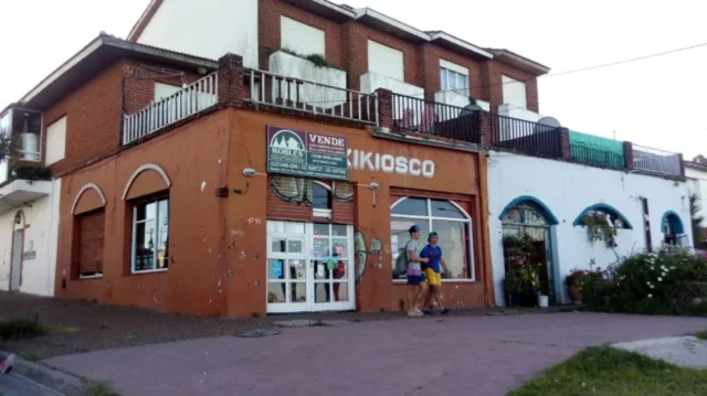 Locales en Venta — Av. de los Trabajadores 1791