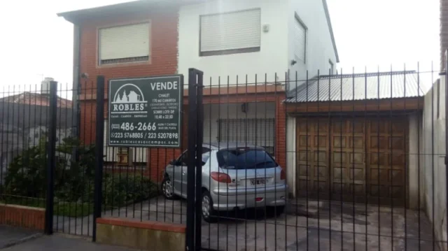 Casas, chalets en Venta — Aguado 2031