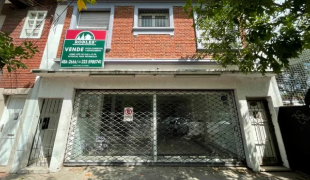 Lotes y terrenos en Venta — Av. Colón 3870