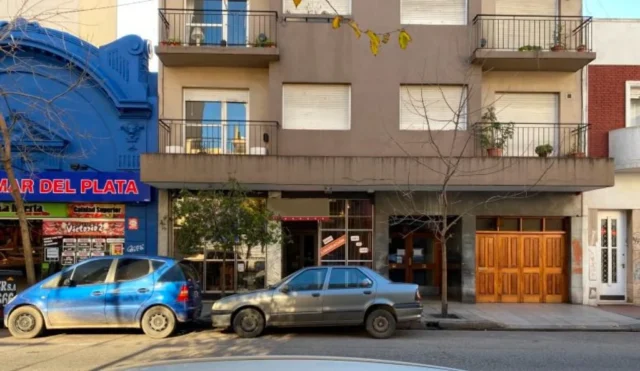 Locales en Venta — Moreno 2859