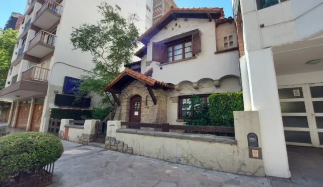 Casas, chalets en Venta — Santa Fe 2522