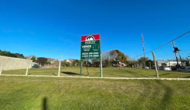 Lotes y terrenos en Venta — Calle Comodoro Rivadavia