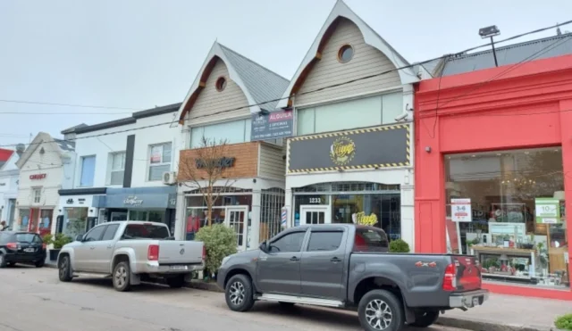 Locales en Venta — Rawson 1233