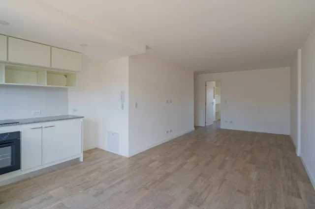 Departamentos, pisos y semipisos en Venta — Alvarado 3855