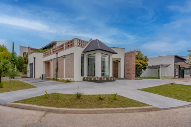 Locales en Venta — Mendoza 4907
