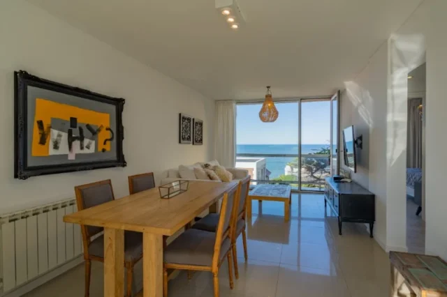 Departamentos, pisos y semipisos en Venta — Aristóbulo del Valle 2432