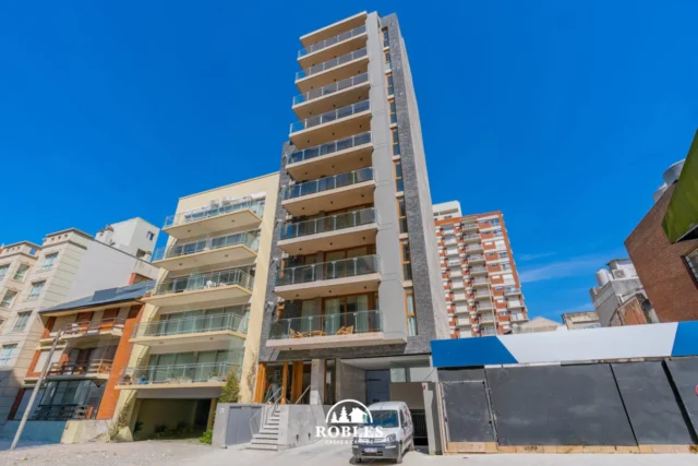 Departamentos, pisos y semipisos en Venta — Quintana 168