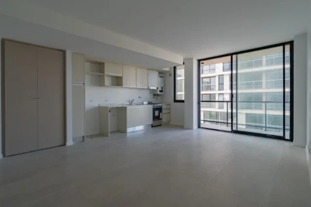Departamentos, pisos y semipisos en Venta — Alsina 2679