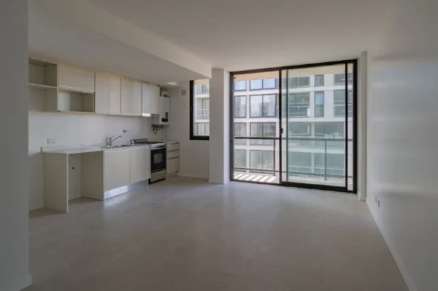 Departamentos, pisos y semipisos en Venta — Alsina 2679