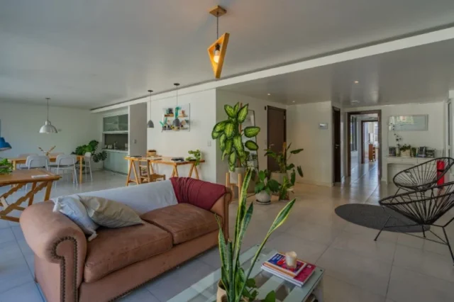 Departamentos, pisos y semipisos en Venta — Sarmiento 3263
